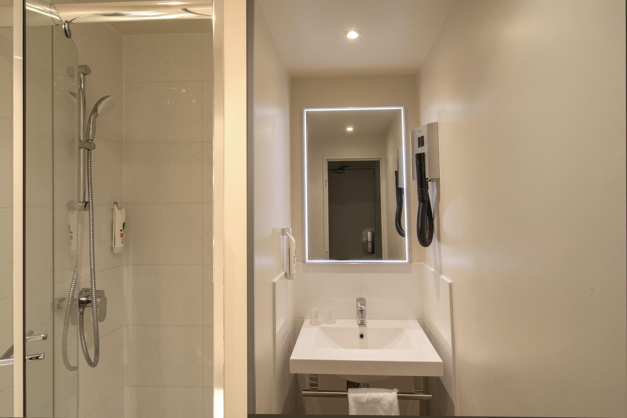 Ibis Styles Parc Des Expositions De Villepinte Villepinte  Dış mekan fotoğraf