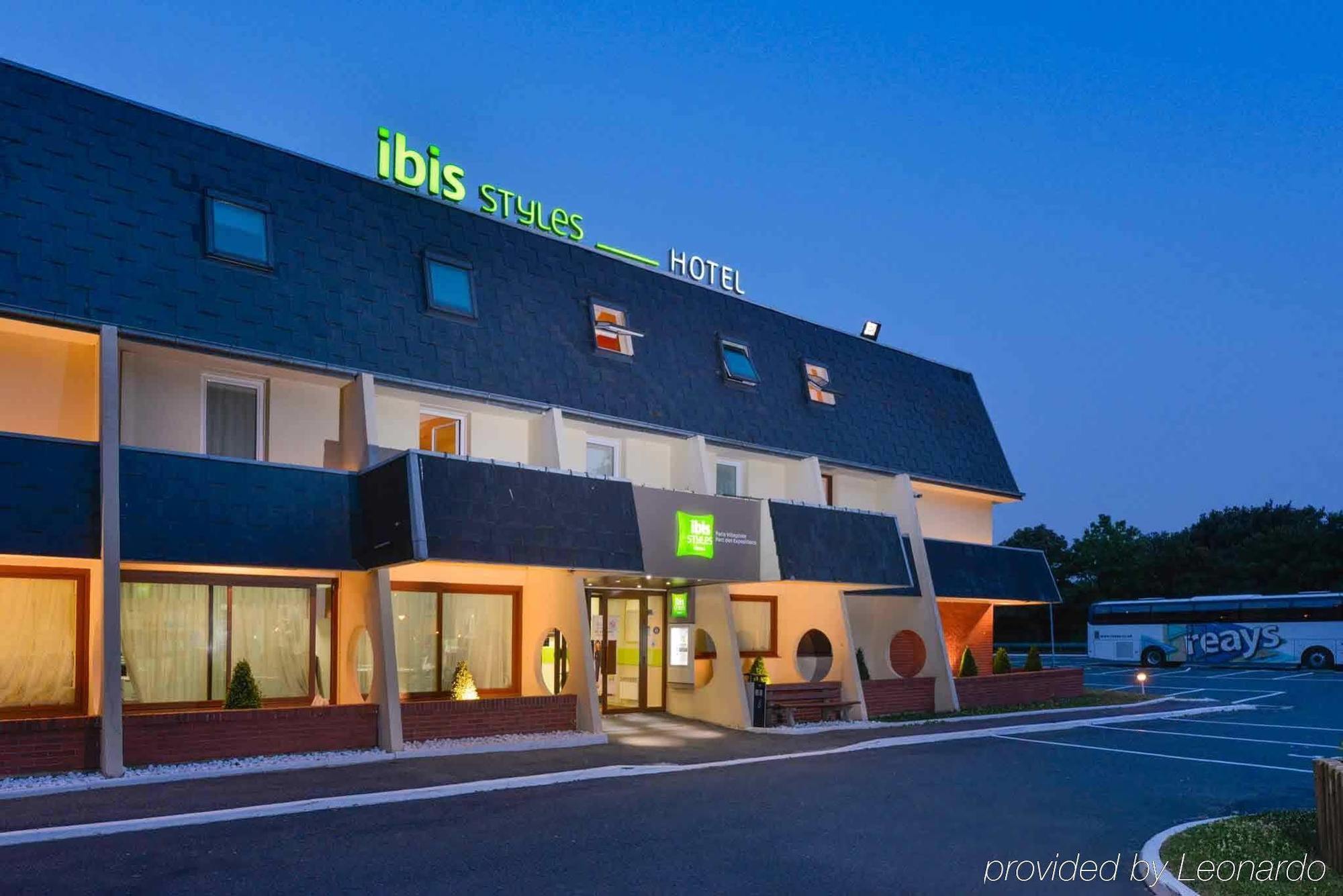Ibis Styles Parc Des Expositions De Villepinte Villepinte  Dış mekan fotoğraf